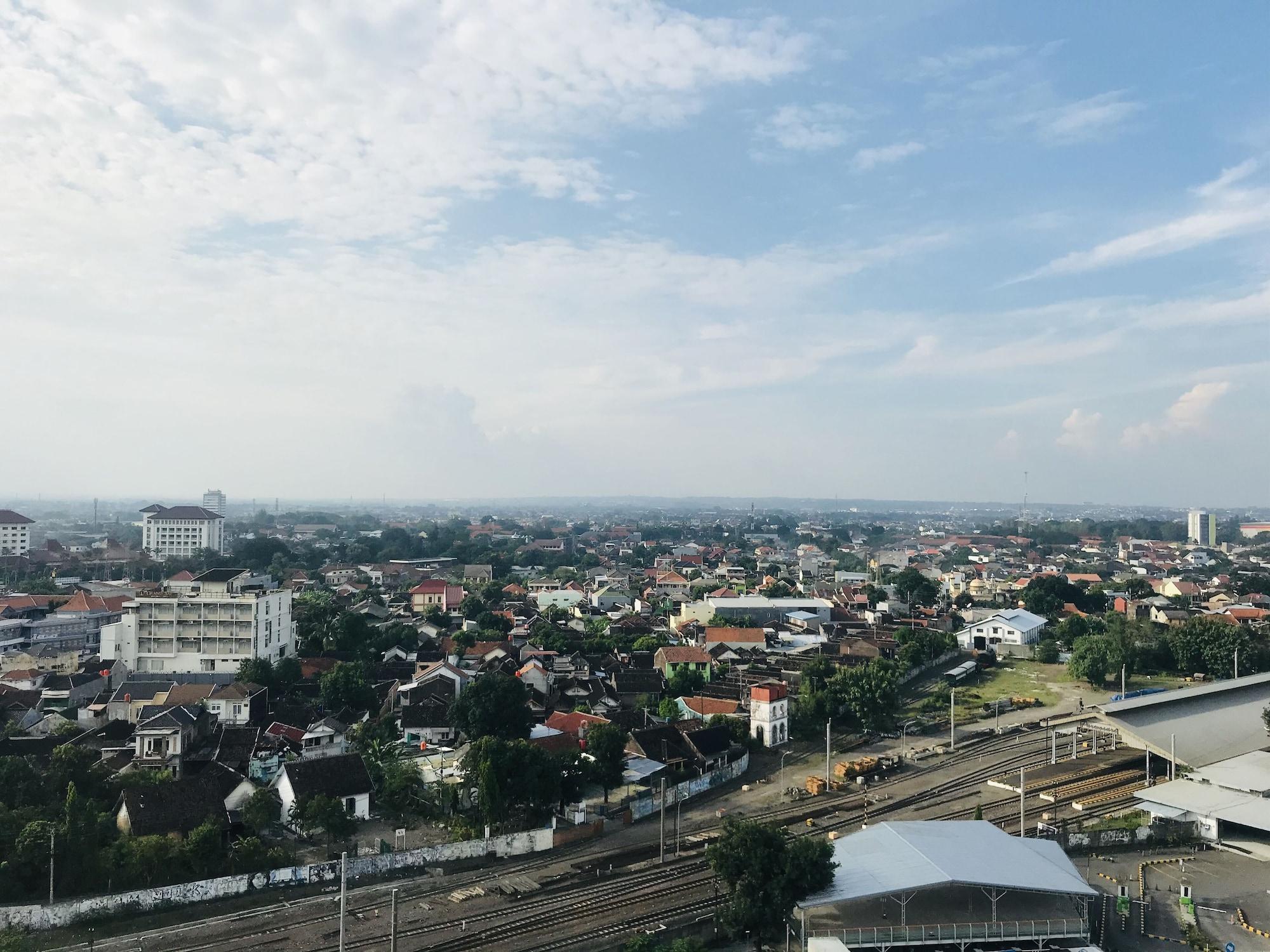 Swiss-Belinn Saripetojo Solo Kültér fotó