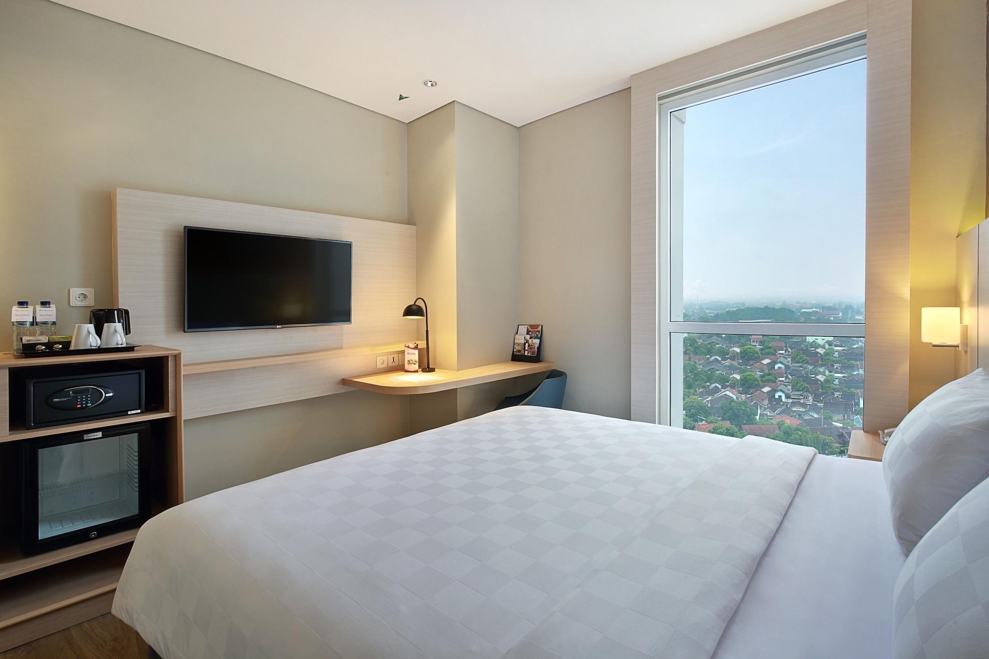 Swiss-Belinn Saripetojo Solo Kültér fotó