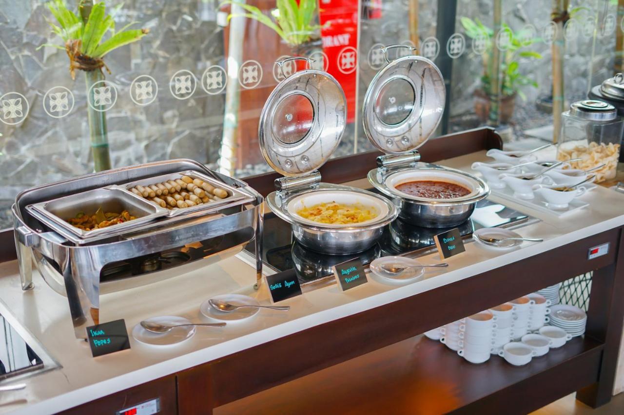 Swiss-Belinn Saripetojo Solo Kültér fotó