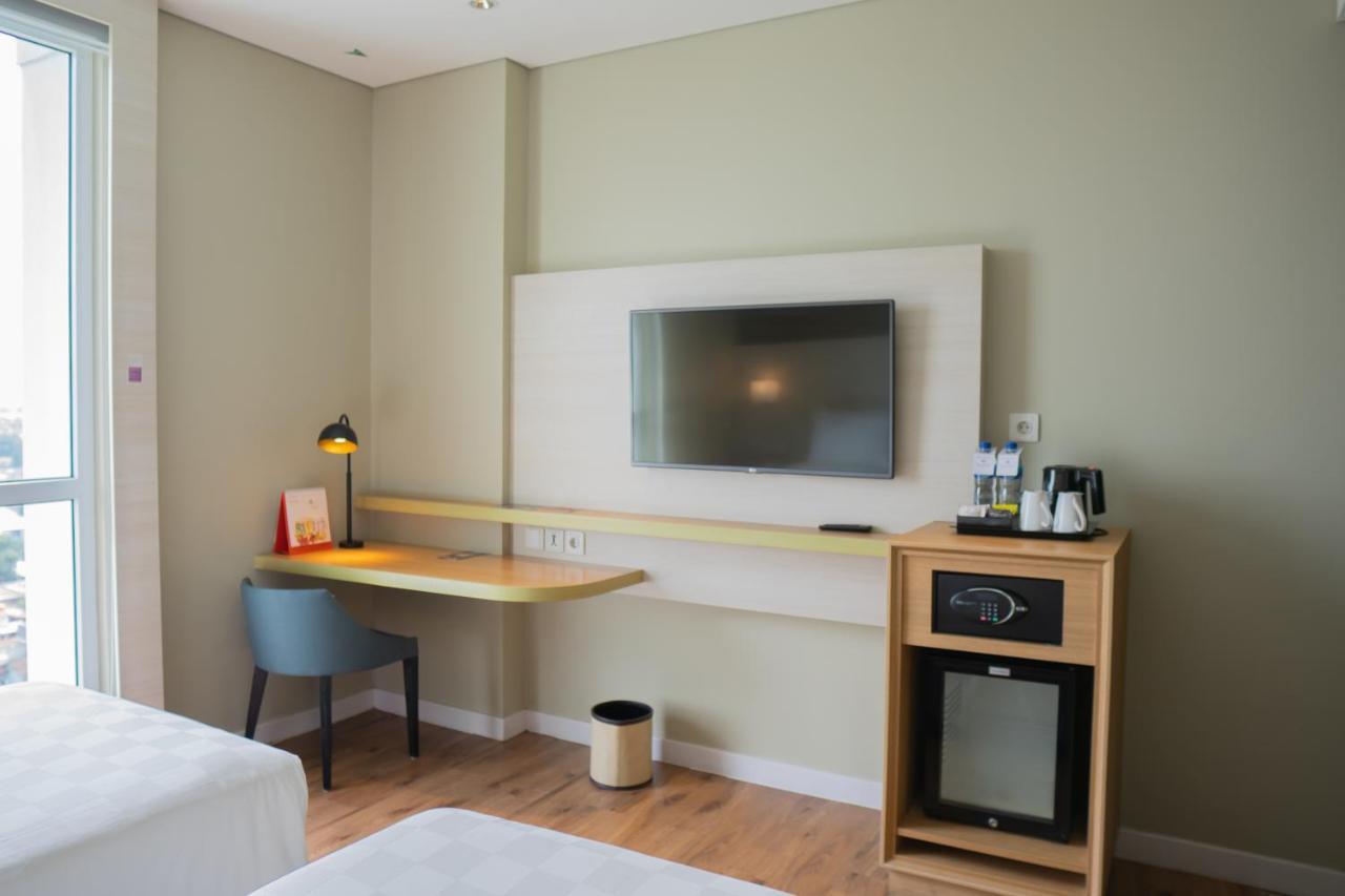 Swiss-Belinn Saripetojo Solo Kültér fotó
