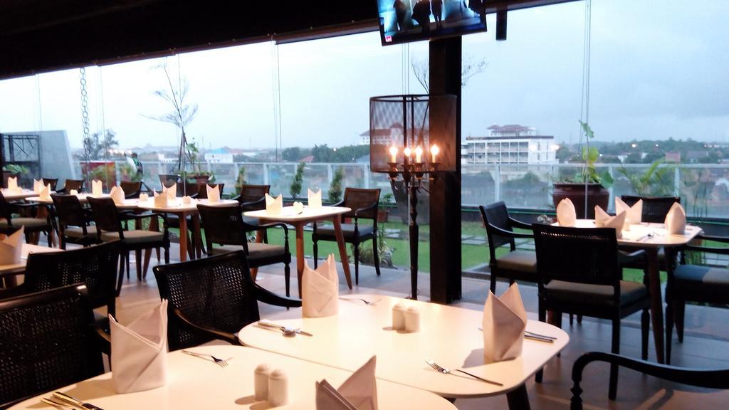 Swiss-Belinn Saripetojo Solo Kültér fotó